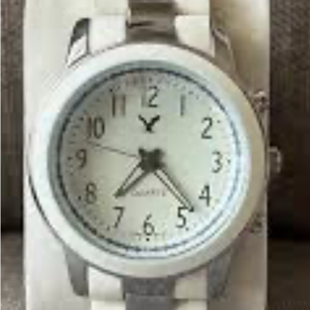 American Eagle Outfitters Quartz Watch Round  White & Silver Tone Band